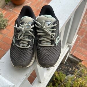 Saucony light green and  Gray Sneakers